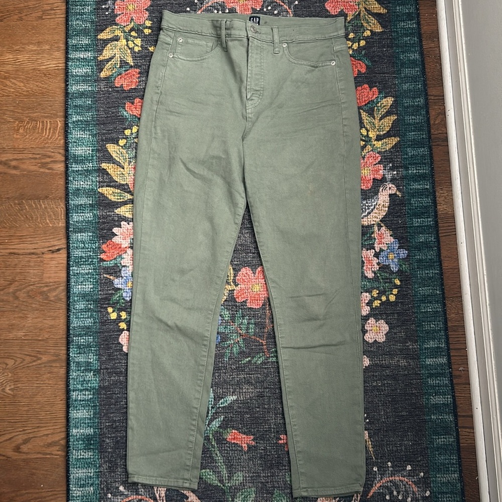 Gap True Skinny Sage Green Jeans, Size 30